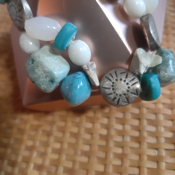 Torquoise & Selenite - Picture 4 of 11